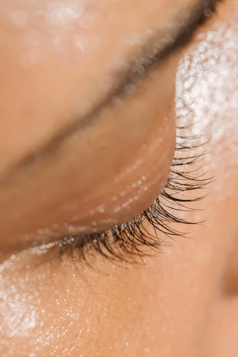 The Art of Esthetic Eyelid Surgery: Enhancing Your Natural Beauty